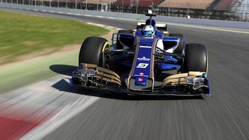 Marcus Ericsson con el Sauber C36 en Barcelona.