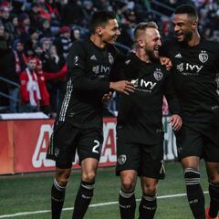 En duelo de volteretas, Kansas City le pegó al Chicago Fire