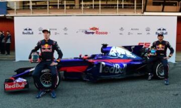 Carlos Sainz y Daniil Kvyat presentaron el nuevo STR12 en Montmeló 