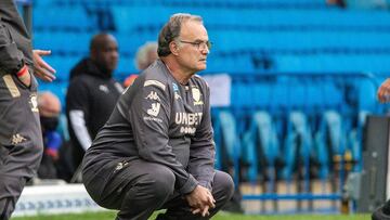 El Leeds de Bielsa golea y se acerca a la Premier