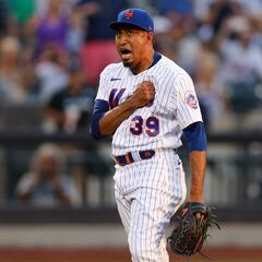 Who are the highest paid relief pitchers in Major League Baseball?