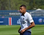 Mbappé, baja para el debut del PSG