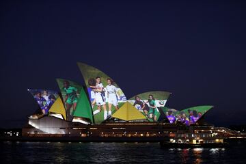 Australia y Nueva Zelanda celebraron por todo lo alto el triunfo de su candidatura conjunta para organizar el Mundial femenino de fútbol en 2023. La célebre Ópera de Sidney mostró todo su esplendor con imágenes de campeonatos precedentes. Con anfitriones de este nivel el éxito está asegurado.