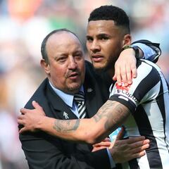 Newcastle must keep Benítez, says Lascelles