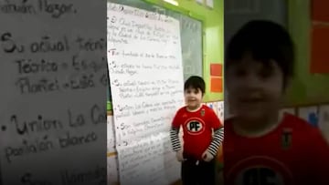 ¡Niño de La Calera explicó en el colegio la historia de su club!