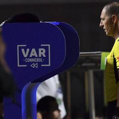 Pitana será el árbitro de los cuartos entre Chile y Colombia