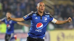 Mayer Candelo celebrando un gol con Millonarios.