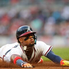El venezolano Ronald Acuña Jr. recibió ‘auténtico piedrazo’ y abandonó el juego de los Braves