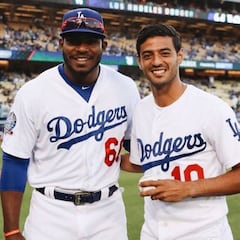 Los Dodgers le desean suerte a Vela y al LAFC en los playoffs