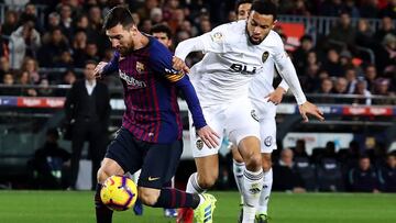 02/02/19 PARTIDO PRIMERA DIVISION
 BARCELONA - VALENCIA 
 Lionel Messi (10) FC Barcelona
 Francis Coquelin (17) Valencia CF