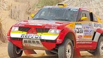 <b>LE TOMA LA MEDIDA. </b>Poco a poco, Nani Roma le coge el pulso a su Mitsubishi y ya es capaz de intercalarse entre los mejores coches. El año que viene será momento de atacar...