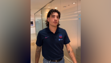 Lleva 8M de visitas y no es para menos: el flow de Bellerín entrando al Camp Nou