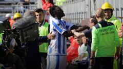 Levantan la sanción a Muntari, víctima de insultos racistas