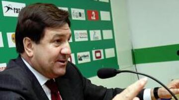 "Ahora no es bueno, pero parece que habrá que parar"