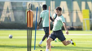 24/08/22 
ENTRENAMIENTO DEL VILLARREAL  TRIGUEROS
 