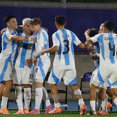 “Mi hijo se decidió por Argentina, ya que lo llamó más veces que Chile”