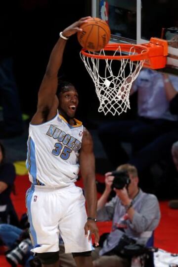 HOUSTON, TX - FEBRUARY 15: Kenneth Faried #35 of the Denver Nuggets and Team Chuck dunks the ball in the second half in the BBVA Rising Stars Challenge 2013 part of the 2013 NBA All-Star Weekend at the Toyota Center on February 15, 2013 in Houston, Texas. NOTE TO USER: User expressly acknowledges and agrees that, by downloading and or using this photograph, User is consenting to the terms and conditions of the Getty Images License Agreement.   Scott Halleran/Getty Images/AFP
== FOR NEWSPAPERS, INTERNET, TELCOS & TELEVISION USE ONLY ==
PUBLICADA 17/02/13 NA MA39 1COL
