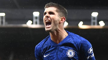 El futbolista estadounidense aseguró que tratará de escribir su propia historia con el cuadro londinense en la Premier League de Inglaterra.