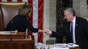 Todav&iacute;a siguen en un estira y afloja las negociaciones para el segundo cheque de est&iacute;mulo. Te contamos lo &uacute;ltimo sobre Nancy Pelosi y Mark Meadows.