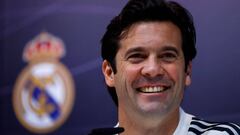 Solari: "Me da la impresión de que Isco protesta un córner"