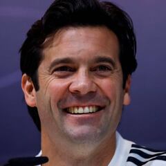 Solari: "Me da la impresión de que Isco protesta un córner"