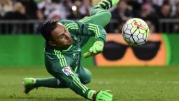 Keylor, un muro en el Bernabéu.