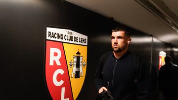 El Levante mira al mercado extranjero para la portería