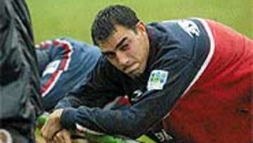 <b>SERÁ TITULAR</B>. Lozano ya sabe que actuará como central ante el Terrassa, ante el que buscarán la permanencia.