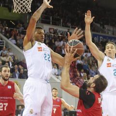 Resumen del Zaragoza-Madrid, Liga Endesa 2018: victoria fácil al son de un histórico Felipe Reyes