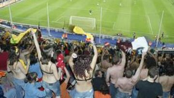 <b>40 A?OS SIN FINAL EN CAN BAR?A.</b> Ser¨¢ de la tercera final en el Camp Nou, 40 a?os hace que no se jugaba all¨ª. El 23 de junio de 1963 se disput¨® la primera, entre el equipo local, el Barcelona, y el Zaragoza. Ganaron los cul¨¦s 3-1. Siete a?os despu¨¦s, el 28 de junio de 1970, el Real Madrid derrot¨® al Valencia por id¨¦ntico resultado: 3-1.