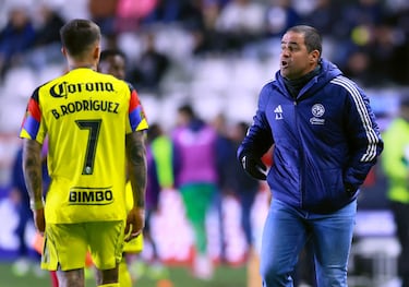 Brian Rodríguez se sacrifica