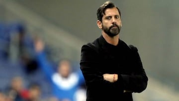 Stoke City eyeing move for Quique if O'Neill bid fails