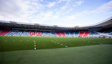 Hampden Park está situado en Glasgow (Escocia) con una capacidad de 52. 500 espectadores. Es es escenario habitual de las eliminatorias de la Copa de Escocia y de la Copa de la Liga de Escocia.