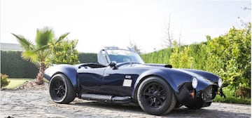 Hace unos días Mauricio Pinilla mostró uno de los modelos de colección que tiene. Este Shelby Cobra, réplica del auto que se fabricaba en la década del '60.