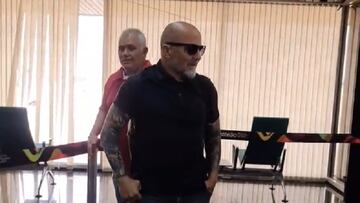 Abordan a Jorge Sampaoli en su llegada a Flamengo y esto responde