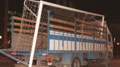 75 minutos de espera por el cambio de portería