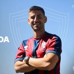 Oficial: Dani Ojeda, Enol, Piña y Arribas llegan al Huesca de una tacada