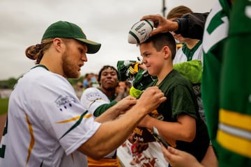 El divertido juego de softball de los Green Bay Packers