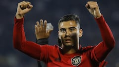 Manchester United "desperate" for Solskjaer silverware