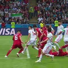 El VAR confirmó que el gol de Irán era fuera de juego