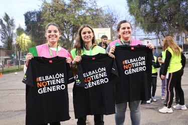 Figura de Colo Colo conmemoró el Día del Fútbol Femenino junto a Fútbol Más