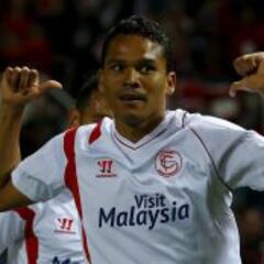 Bacca pasa el examen médico y firma por 5 años con Milan