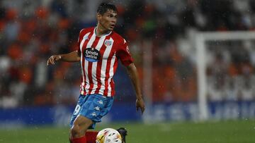 Jaume Cuéllar, jugador del CD Lugo, durante un partido.