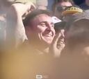 Lo nunca visto: El 'Cebolla' se mete en la grada y canta con la hinchada de Peñarol