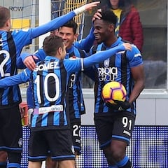 'Papu' Gómez a James: "Te doy la 10 si quieres"