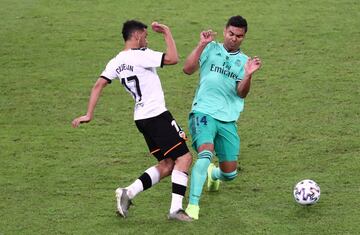 Casemiro and Coquelin.