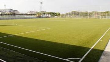 El Atlético se entrena hoy en césped artificial