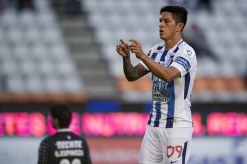 A penas tiene un semestre con los 'Tuzos' pero ya fue puesto en la lista de transferibles. Sin embargo, al estar Pachuca en el mundial de clubes todavía se podría negociar su cambio dentro de nuestro país. 