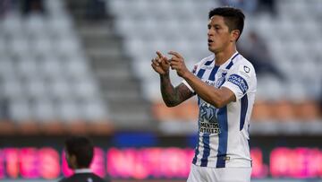 A penas tiene un semestre con los 'Tuzos' pero ya fue puesto en la lista de transferibles. Sin embargo, al estar Pachuca en el mundial de clubes todavía se podría negociar su cambio dentro de nuestro país.