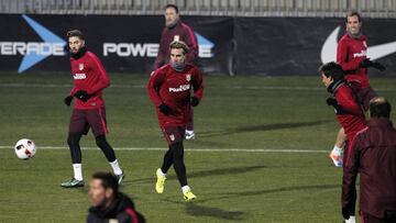 Carrasco ya trabajó con el Atleti; Gameiro, ausente con gripe